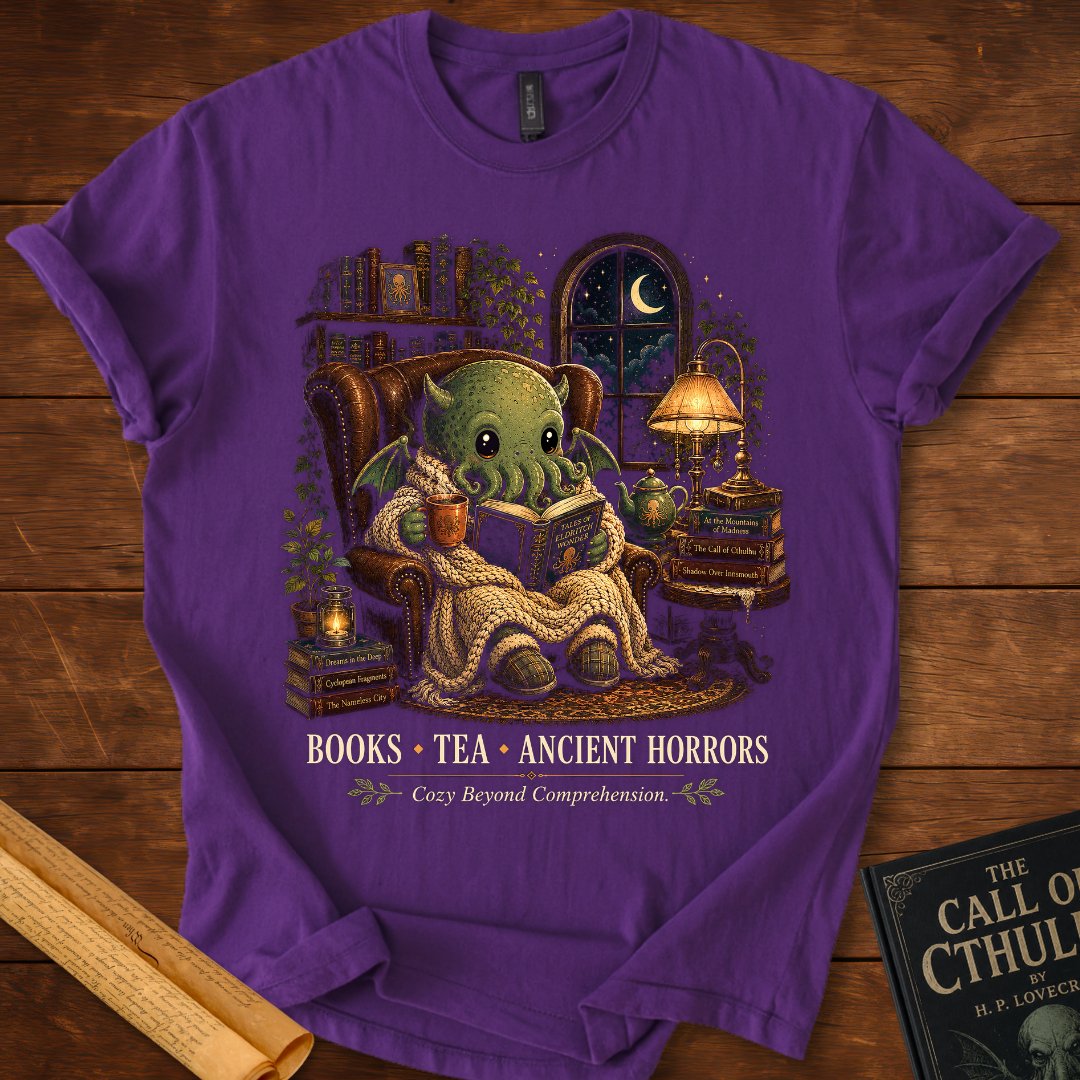 Cozy Beyond Comprehension – Cthulhu Reading T-Shirt
